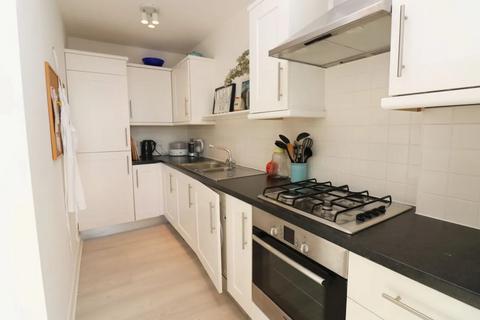 1 bedroom apartment to rent, Somerford Grove | N16