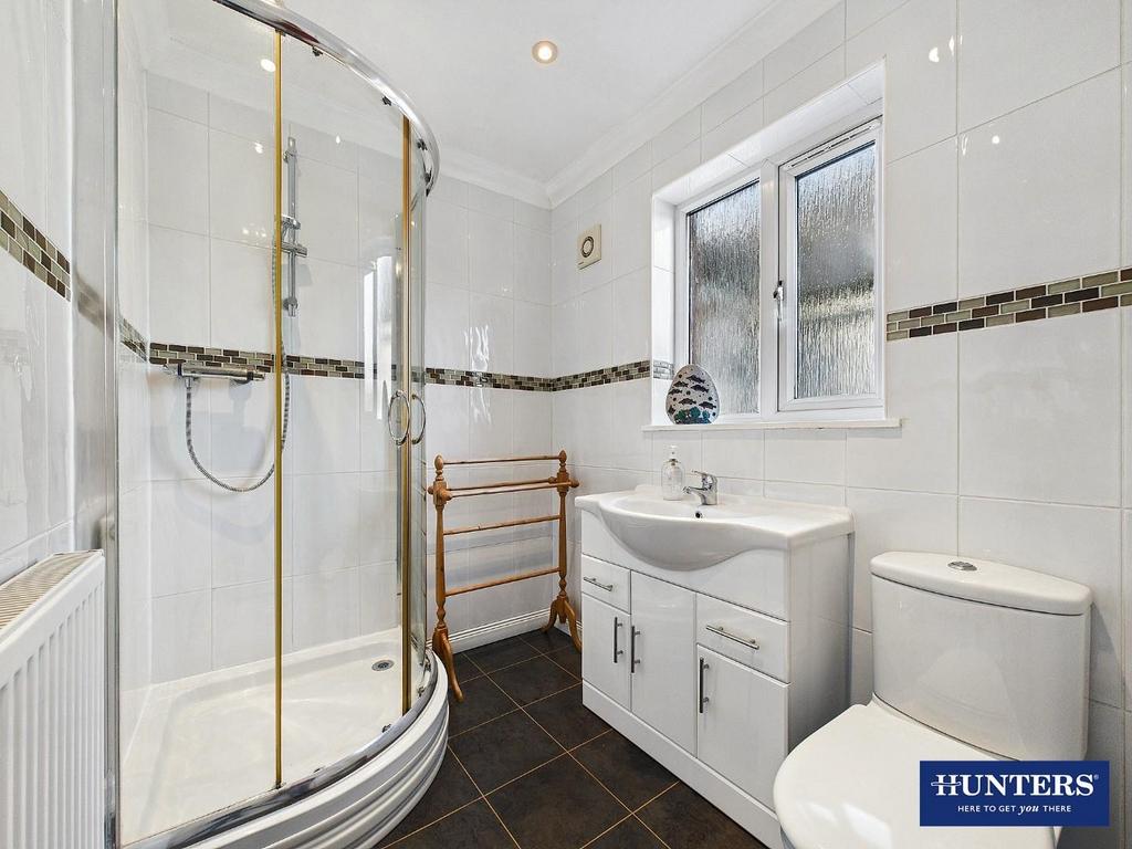 Master En-Suite