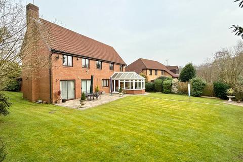 5 bedroom detached house for sale, Cooper Close, Newport NP18