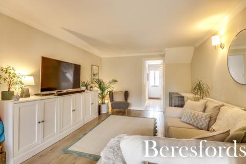 43 Greding Walk, Hutton, Brentwood, CM13 2UF