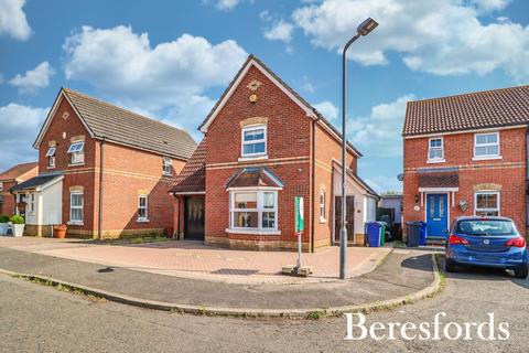19 Fyfield Drive, South Ockendon, RM15 5QE