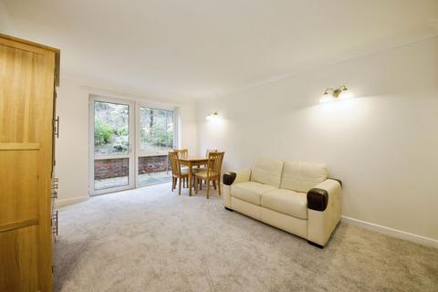 1 bedroom retirement property for sale, The Grangeway, Winchmore Hill N21