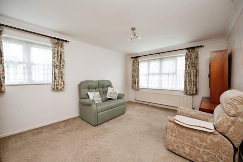 1 bedroom apartment for sale, The Herons, Hornchurch RM12