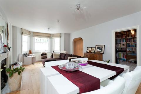 2 bedroom apartment for sale, London W14