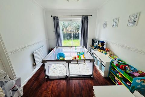 8 Cwrt Coed Parc, Maesteg, CF34 9DG