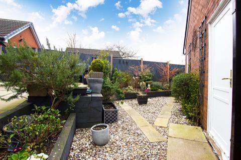 23 Belgrave Close, Blackburn, BB2 1UR