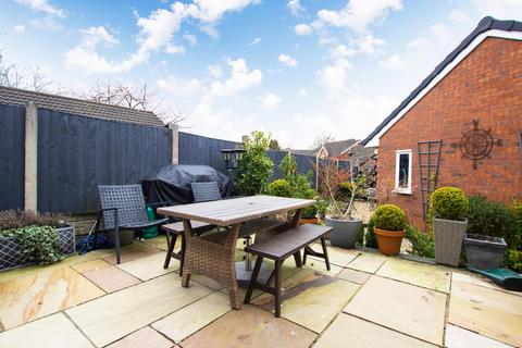23 Belgrave Close, Blackburn, BB2 1UR