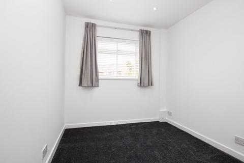 23 Belgrave Close, Blackburn, BB2 1UR