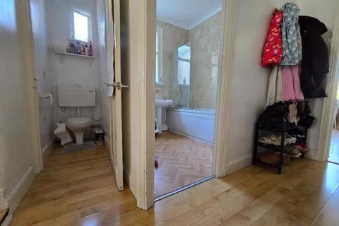 101a Boscombe Road, Southend-on-sea, SS2 4JP