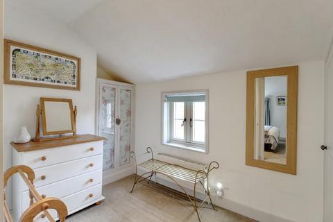 Studio Cottage, 2 Common Road, Sissinghurst, Cranbrook, TN17 2JR