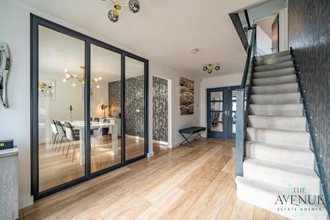 4 bedroom detached house for sale, Woodside Road, Burton Joyce, Nottingham, Nottinghamshire, NG14