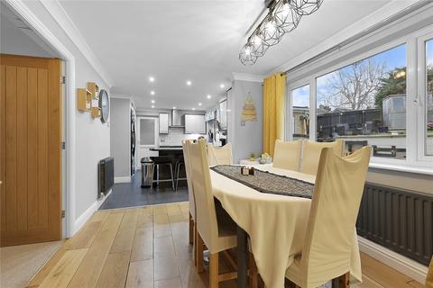 25 Chandlers Ridge, Nunthorpe, Middlesbrough, TS7 0JL