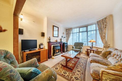undefined, Walton Avenue, Harrow, Middlesex