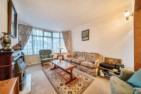 undefined, Walton Avenue, Harrow, Middlesex