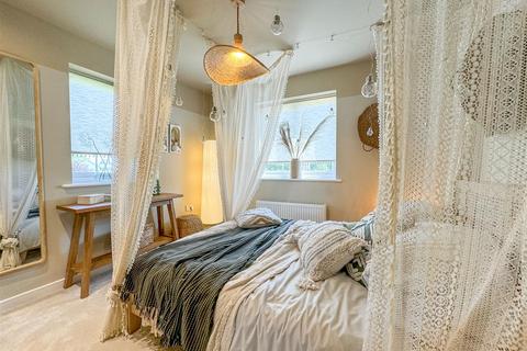 undefined, Lark's Place, Kennett Garden Village