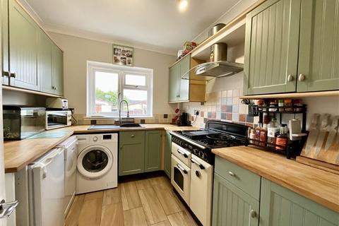 155 Sheffield Road, Woodhouse Mill, Sheffield, S13 9ZB