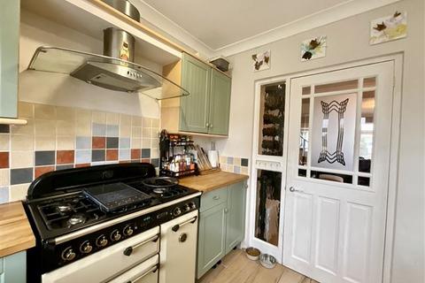 155 Sheffield Road, Woodhouse Mill, Sheffield, S13 9ZB