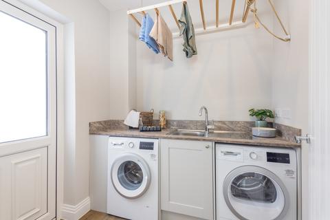 5 bedroom detached house for sale, Plot 59, Willow at Sambrooke Park, Potters Bar, EN6 hawkshead road, ,  potters bar EN6 1LX