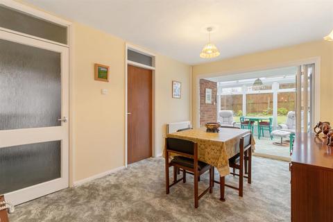 3 bedroom bungalow for sale, Fraser Close, Malvern, WR14 3QG