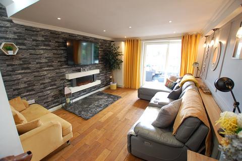 2 bedroom terraced house for sale, Miller Street, Greater Manchester OL6