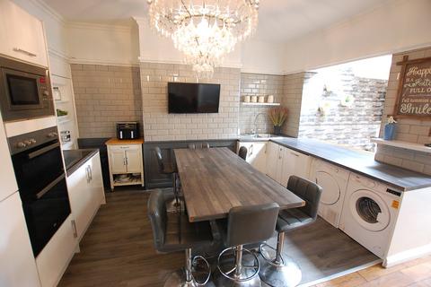 2 bedroom terraced house for sale, Miller Street, Greater Manchester OL6