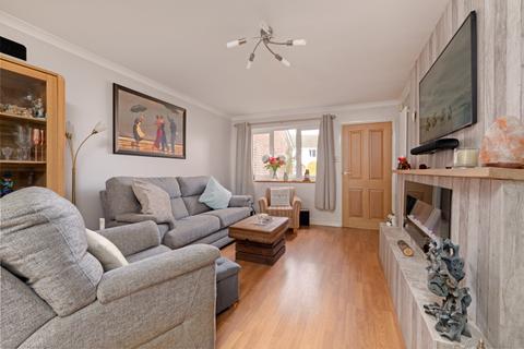 6 Cawkell Close, Stansted, CM24 8JF