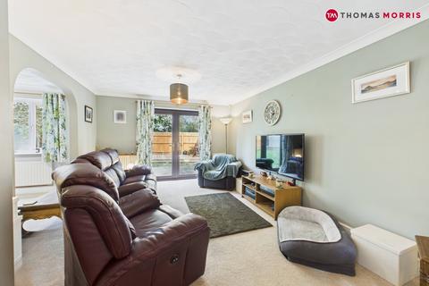 18 Fairfields Drive, Ramsey, Huntingdon, PE26 1BT
