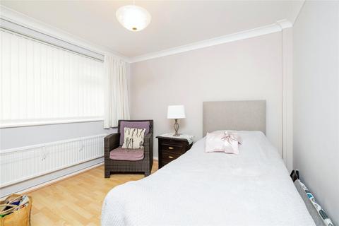 2 Flinders Close, Metheringham, Lincoln, LN4 3ES