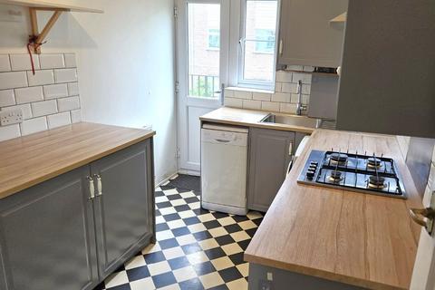 2 bedroom flat for sale, Manor Court, Manor Road