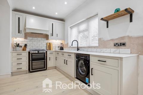 8 Barnsley Road, Doncaster, DN5 8QJ