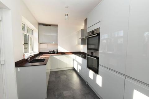 3 bedroom end of terrace house for sale, Umberslade Road, Birmingham B29