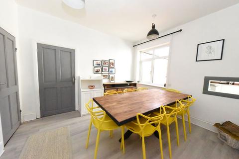 3 bedroom end of terrace house for sale, Umberslade Road, Birmingham B29