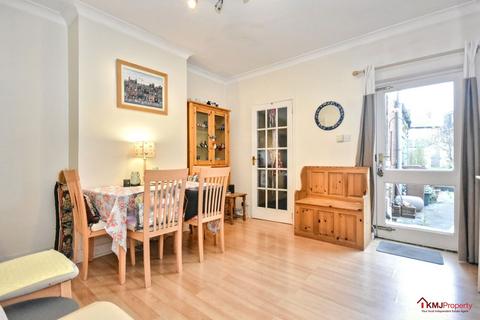 3 bedroom semi-detached house for sale, Erskine Park Road, Tunbridge Wells