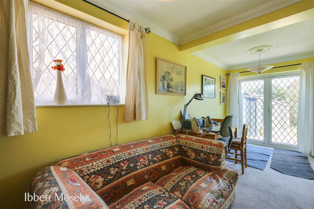 8 Dining Room.jpg