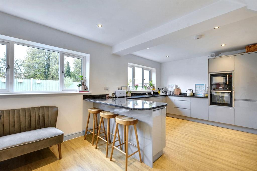 Kitchen Diner 2.jpeg