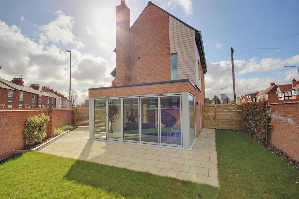 Stunning Exterior onto garden