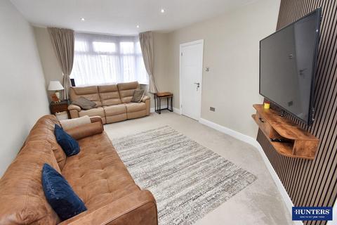3 bedroom semi-detached house for sale, Bakewell Road, Wigston