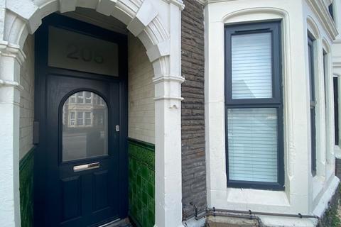 2 bedroom flat to rent, Whitchurch Road, Cardiff, CF14