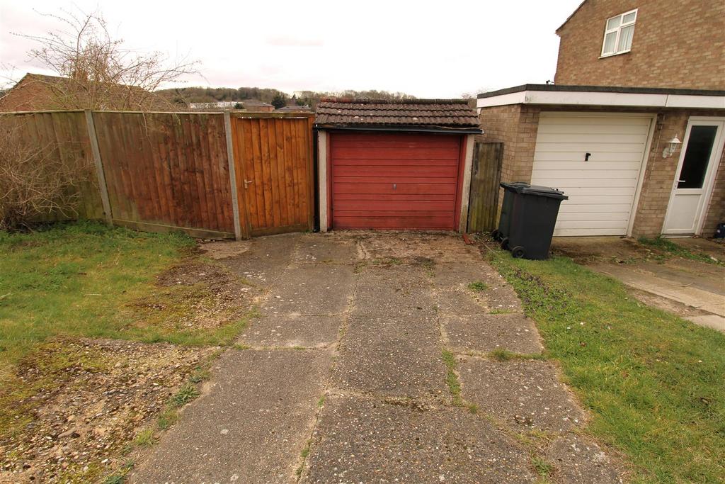 Garage.JPG