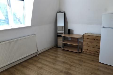 1 bedroom flat to rent, Dollis Road, London NW7