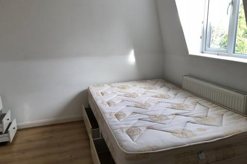 1 bedroom flat to rent, Dollis Road, London NW7