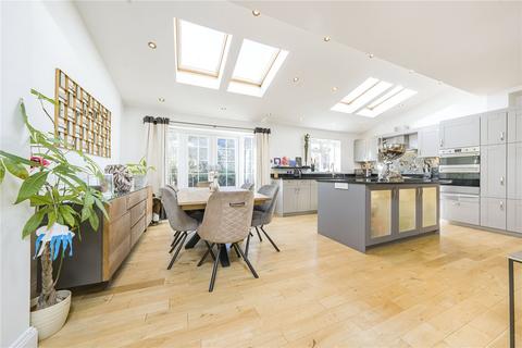 34 Strawberry Vale, Twickenham, TW1 4RU