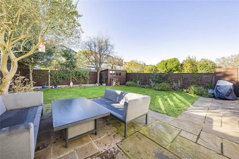 34 Strawberry Vale, Twickenham, TW1 4RU