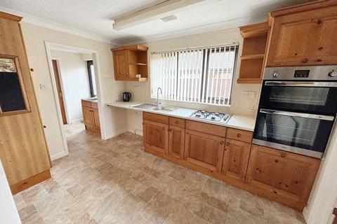 4 bedroom detached bungalow for sale, Berrycroft, Soham