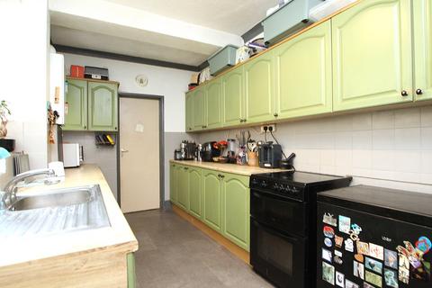 4 bedroom terraced house for sale, Garland Road, Heckford Park, Poole, BH15