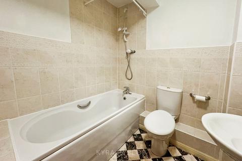 41 Fleming Way, Exeter, EX2 4TP