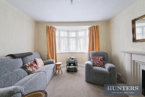 3 bedroom detached house for sale, St. Philips Avenue, Worcester Park
