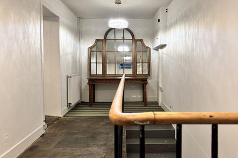 8a Leopold Place, Edinburgh, EH7 5JW