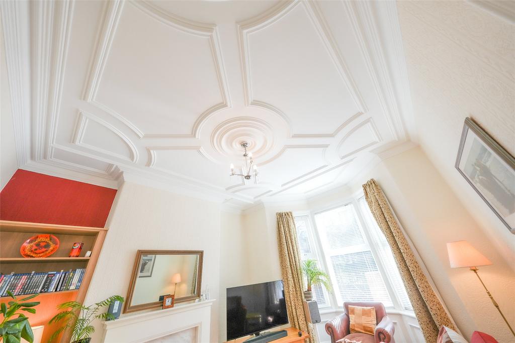 Lounge Ceiling