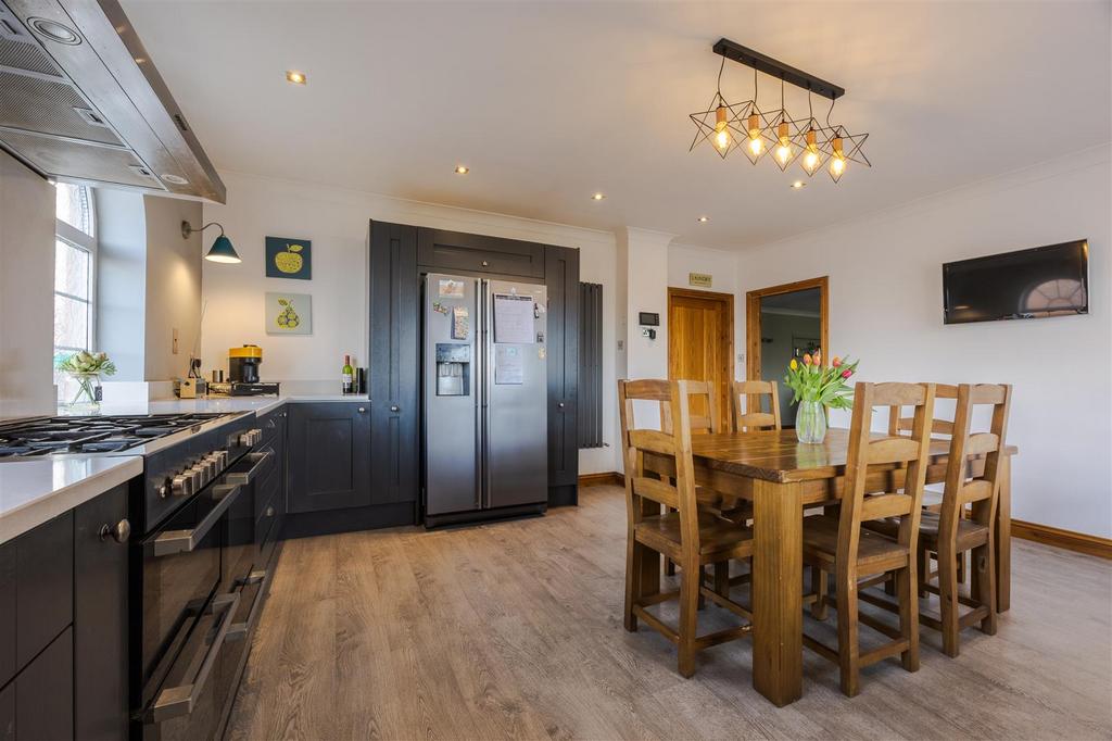 Kitchen/Breakfast Room